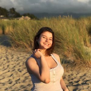 Meet your Posher, Jasmine